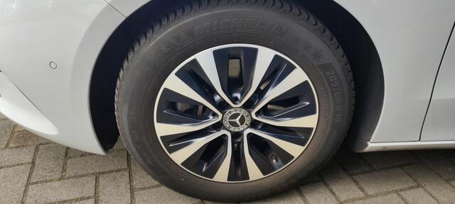 Mercedes-Benz B-KLASSE 200 Bus. Sol. AMG Automaat. Bijna Alle Opties!!!