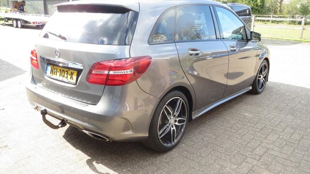 Mercedes-Benz B-KLASSE Ambition AMG automaat navi 18