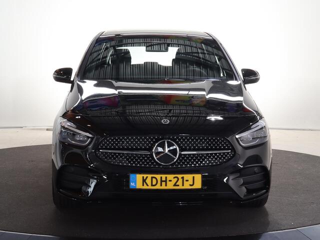 Mercedes-Benz B-KLASSE 250e Business Solution AMG | Panoramaschuifdak | Night | Winter pakket | Trekhaak | Stoelverwarming |
