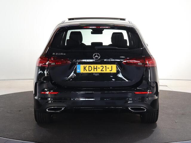 Mercedes-Benz B-KLASSE 250e Business Solution AMG | Panoramaschuifdak | Night | Winter pakket | Trekhaak | Stoelverwarming |