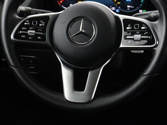 Mercedes-Benz B-KLASSE 250e Urban Night | SOH 92% | Adaptive cruise | Stoelverwarming | Camera | Carplay | Sfeerverlichting | Half leder | Full LED | Widescreen | Park Assist | Navigatie | PHEV | Plug In