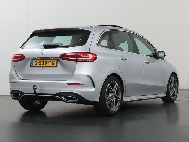 Mercedes-Benz B-KLASSE 180 Business Solution AMG | Panoramadak | Trekhaak | Stoelverwarming | Widescreen |
