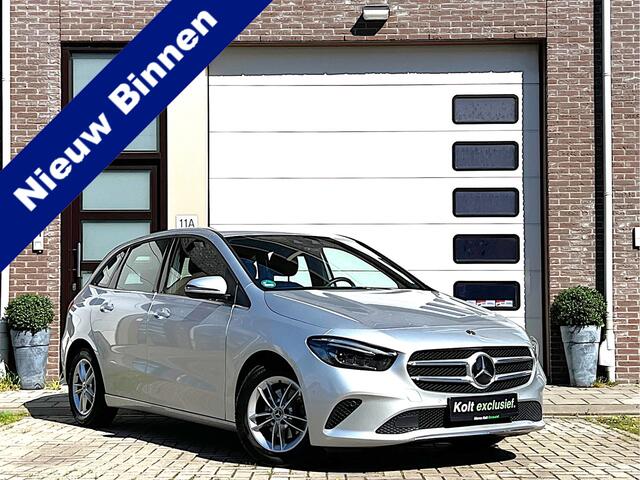 Mercedes-Benz B-KLASSE 180 Business Sol Luxury Automaat | Uniek 44000KM! | Navigatie | Camera | Leder Sport Int | Rij - Park Assist | Intellig licht syst | 16"LM Velgen | Mod 2020 | 1e Eigenaar!