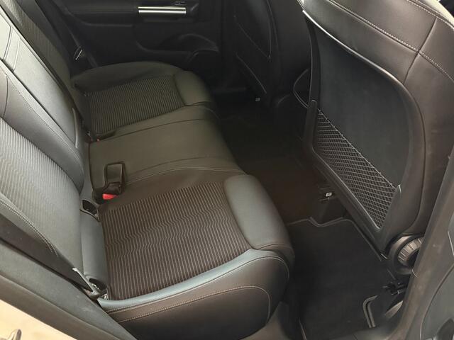 Mercedes-Benz B-KLASSE 200 BUS. SOLUTION Automaat / Carplay / Trekhaak