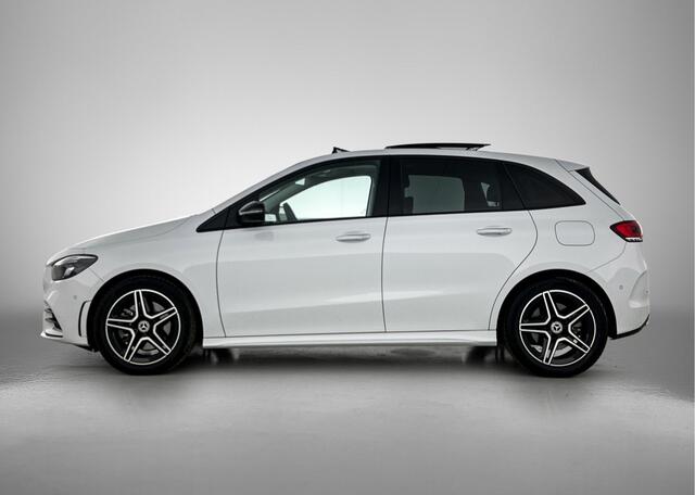 Mercedes-Benz B-KLASSE 250 e Premium Plus | AMG-Line Interieur | AMG-Line Exterieur | Achteruitrijcamera | Panorama schuif/kanteldak | Memory Seats | Sfeerver 24 Maanden Mercedes-Benz Certified Garantie