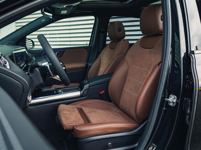 Mercedes-Benz B-KLASSE 250 e Business Solution AMG Premium PLUS | Panorama dak | Trekhaak