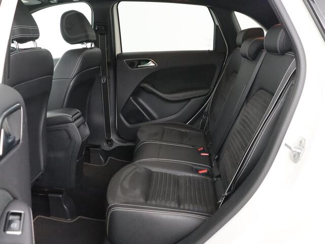 Mercedes-Benz B-KLASSE 200 AMG Line | WhiteArt Edition | Panoramadak | Stoelverwarming | Carplay | Camera | Harman/Kardon | Leder/Alcantara | Navigatie | Sfeerverlichting | Full LED | Side Assist | 18'' | Park Assist