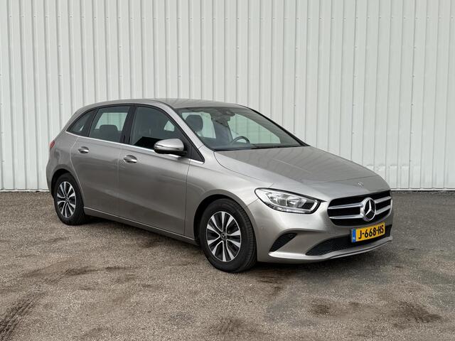 Mercedes-Benz B-KLASSE 180 Business Solution | Navigatie | Climate Control | Cruise Control | Apple Carplay/Android Auto
