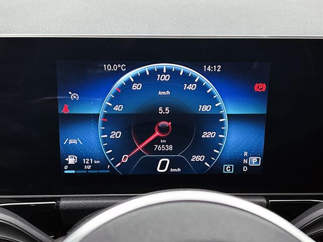 Mercedes-Benz B-KLASSE 180 Advantage | Stoelverwarming | LED | Car Play | Parkeerpakket met Camera | Cruise Controle | Inclusief 24 maanden Mercedes-Benz Certified garantie voor Europa.