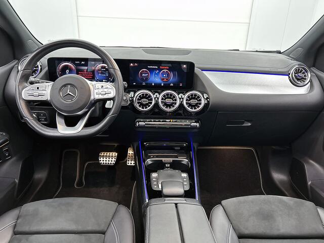 Mercedes-Benz B-KLASSE 250 e AMG Plug-In Hybride | AMG Styling | Night Pakket | Panorama Schuif-Kanteldak | Distronic | Inclusief 24 maanden Mercedes-Benz Certified garantie voor Europa.