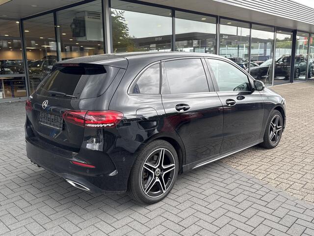 Mercedes-Benz B-KLASSE 250 e AMG Line | 218pk PHEV | Wegklapbare Trekhaak | Stoelverwarming | Adaptive cruise control | Getint glas