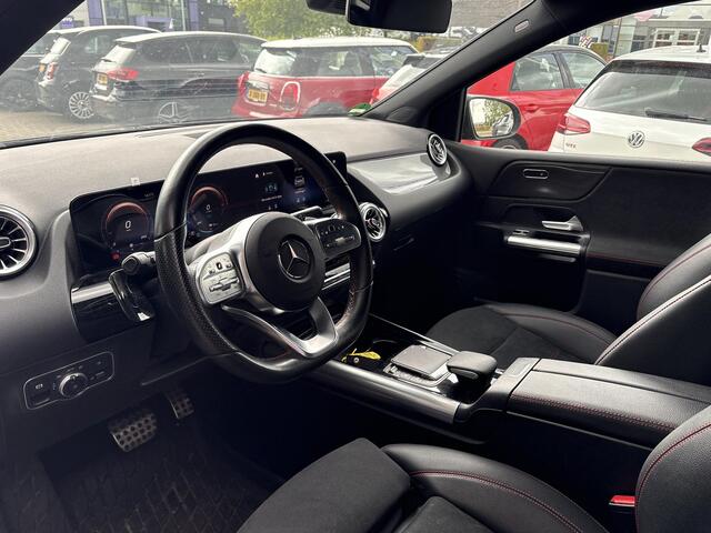 Mercedes-Benz B-KLASSE 250 e AMG Line | 218pk PHEV | Wegklapbare Trekhaak | Stoelverwarming | Adaptive cruise control | Getint glas