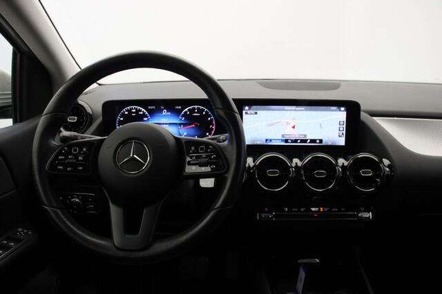 Mercedes-Benz B-KLASSE 180 Business Solution Automaat - Camera, Half Leer, Stoelverw. Afn. Trekhaak