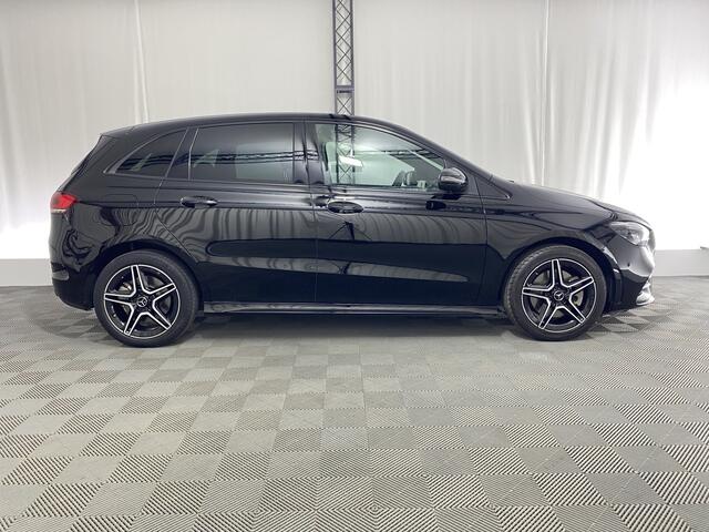 Mercedes-Benz B-KLASSE 250 e Business Solution AMG | Apple carplay | Parkeerass. | Sfeerverl. | Navi | Camera | Stoelverw.