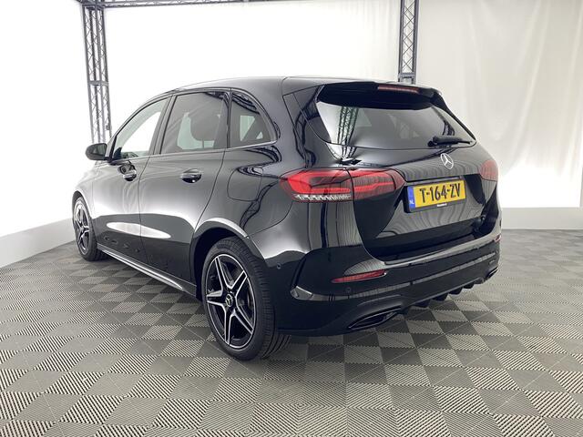 Mercedes-Benz B-KLASSE 250 e Business Solution AMG | Apple carplay | Parkeerass. | Sfeerverl. | Navi | Camera | Stoelverw.