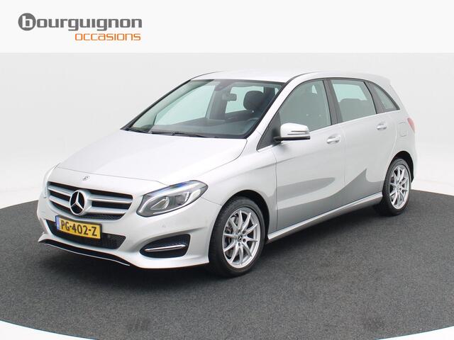 Mercedes-Benz B-KLASSE 250 Ambition Automaat 211 Pk | Camera | Trekhaak | Keyless | LED | Navigatiesysteem | Parkeersensoren | 18 Inch | 81.928 Km