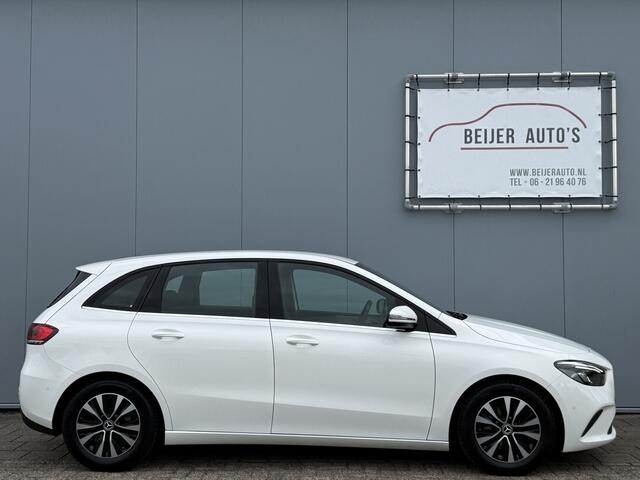 Mercedes-Benz B-KLASSE 180 Business Solution Automaat Trekhaak.