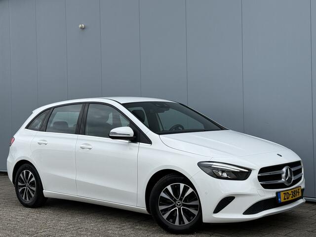 Mercedes-Benz B-KLASSE 180 Business Solution Automaat Trekhaak.
