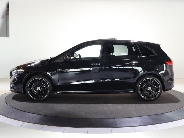 Mercedes-Benz B-KLASSE 250e Business Solution AMG | Panoramaschuifdak | Night | Premium plus pakket | Winter pakket | Trekhaak | Head-up display |