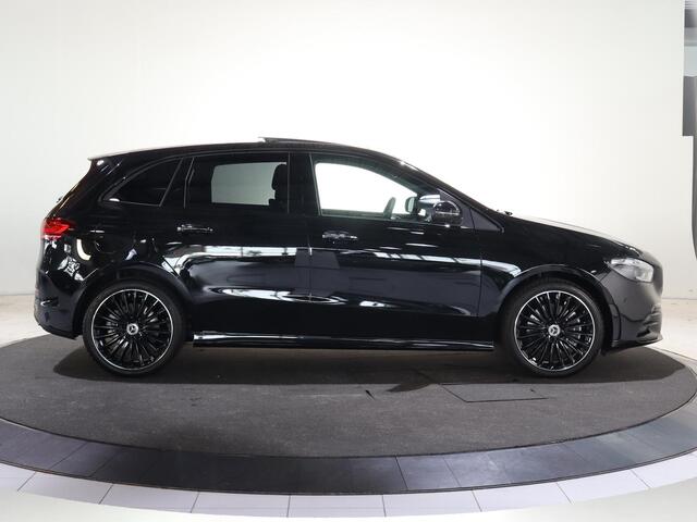Mercedes-Benz B-KLASSE 250e Business Solution AMG | Panoramaschuifdak | Night | Premium plus pakket | Winter pakket | Trekhaak | Head-up display |