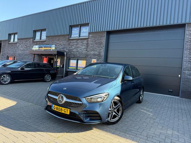 Mercedes-Benz B-KLASSE 180 Business Solution AMG | 12MND GARANTIE | AUTOMAAT | LED | CRUISE | CARPLAY | DAB | AIRCO | STOELVERWM. |