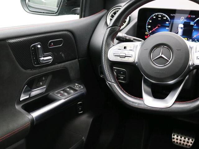 Mercedes-Benz B-KLASSE 180 AMG Nightpakket | Panoramadak | Memory | Sfeerverlichting | Keyless Go | Augmented Reality | Inclusief 24 maanden Mercedes-Benz Certified garantie voor Europa.