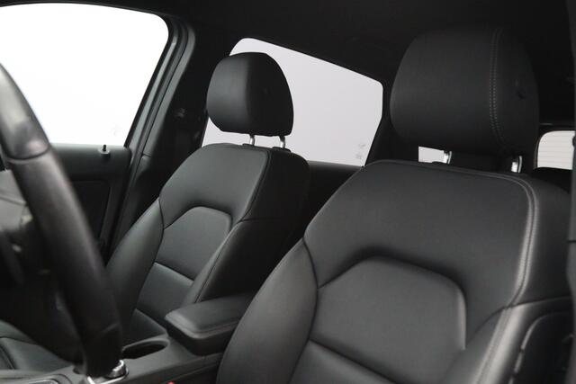 Mercedes-Benz B-KLASSE 180 123 PK Automaat Activity Edition, Leder, Trekhaak, Cruise Control
