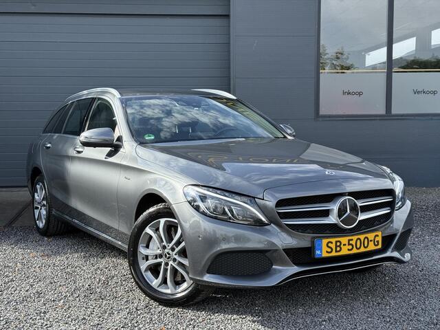 Mercedes-Benz C-KLASSE Estate 350 e Premium Plus Leder,Navi,Trekhaak,Camera,Pdc V+A,280pk,Stoelverwarming,Lm velgen,N.A.P,Apk tot 04-2026