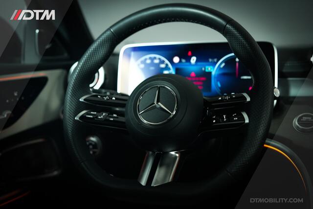 Mercedes-Benz C-KLASSE Estate 300e AMG | | VOL OPTIES! | Burmester | HuD | Pano