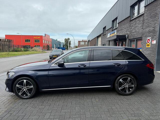Mercedes-Benz C-KLASSE Estate 180 Business Solution Plus Upgrade Edition | 1E EIGENAAR | 12MND GARANTIE | AUTOMAAT | LED | CARPLAY | AMBILIGHT | NAVI | LMV | CRUISE | NL-AUTO |