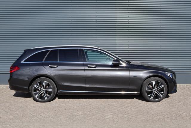 Mercedes-Benz C-KLASSE Estate 300 e Business Solution AMG Limited Matrix LED/Virtual Cockpit/360/Leder/Sfeer/Elek. klep/Trekhaak wegkl.