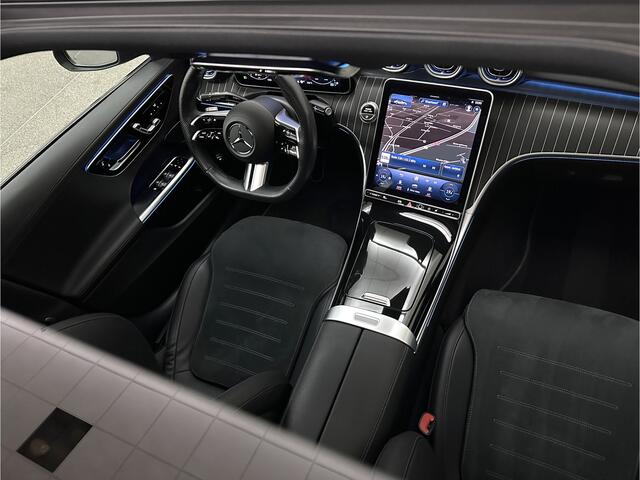 Mercedes-Benz C-KLASSE 300 Benzine 4MATIC AMG-Line | 360 Camera | Panorama | ACC | 19'' | Digital-LED | Night-Pakket | Nw.pr; 100758,= | Memory | Trekhaak | Sfeerverlichting | Rij-Assistent Plus | Parfumering | Autom. Parkeren | Carplay | Draadloos Laden.