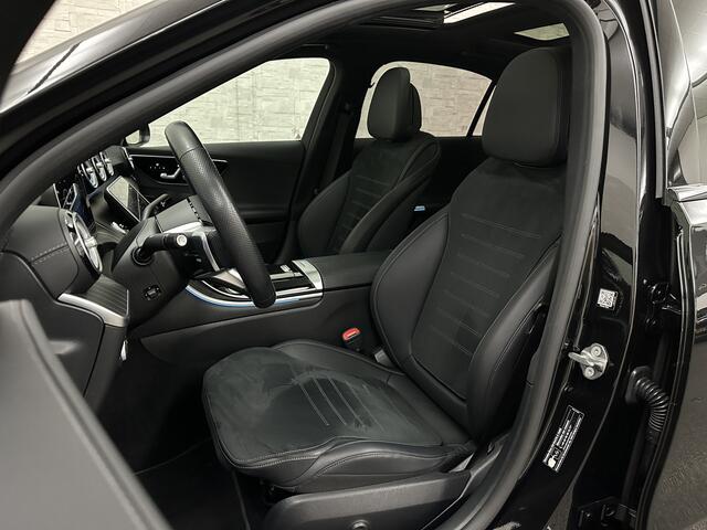 Mercedes-Benz C-KLASSE 300 Benzine 4MATIC AMG-Line | 360 Camera | Panorama | ACC | 19'' | Digital-LED | Night-Pakket | Nw.pr; 100758,= | Memory | Trekhaak | Sfeerverlichting | Rij-Assistent Plus | Parfumering | Autom. Parkeren | Carplay | Draadloos Laden.