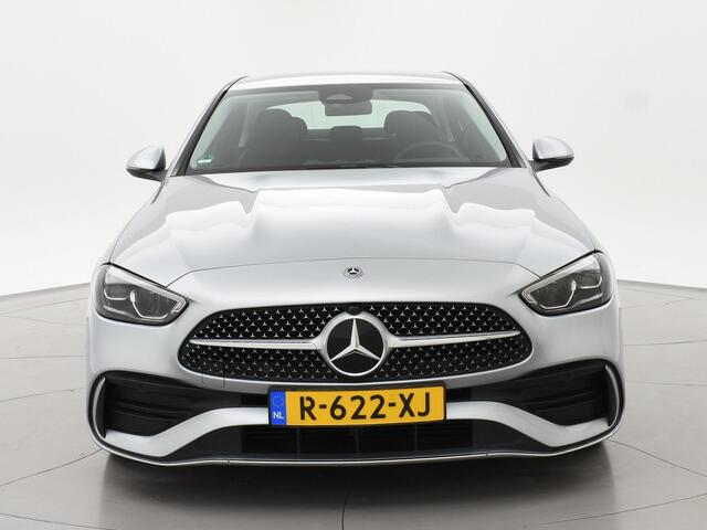 Mercedes-Benz C-KLASSE 180 AMG LINE SEDAN + SFEERVERLICHTING | CAMERA | STOELVERW.