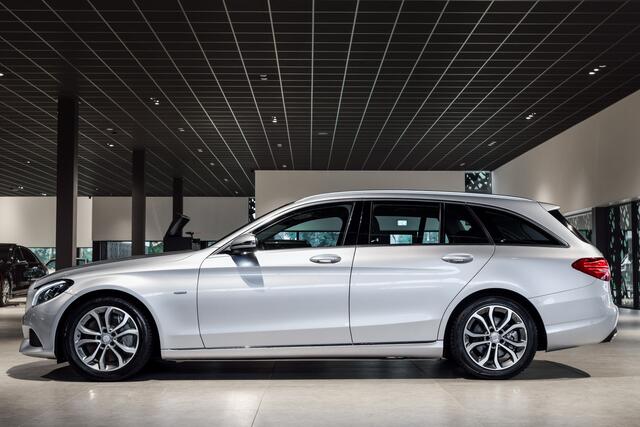 Mercedes-Benz C-KLASSE Estate 350 e Avantgarde Airmatic|Camera|Verw-stoelen|Sfeerverlichting|Aut-kofferklep|New Service