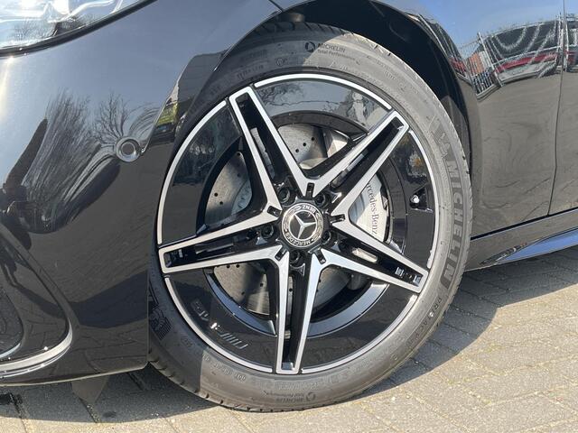 Mercedes-Benz C-KLASSE Estate 180 Star Edition AMG | Night Pakket | Panoramadak | Trekhaak | Burmester 3D Surround Sound | Elektrisch Verstelbare Stoelen + Memory | Apple CarPlay | Android Auto | Dodehoekassistent | Sfeerverlichting | Stoelverwarming