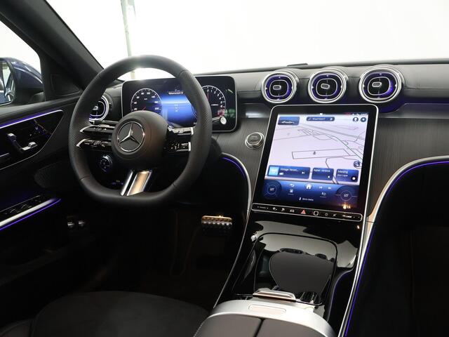 Mercedes-Benz C-KLASSE 300e AMG Line | Panoramaschuifdak| Rijsassistentiepakket | Trekhaak | 360 camera | Digital light | Winterpakket