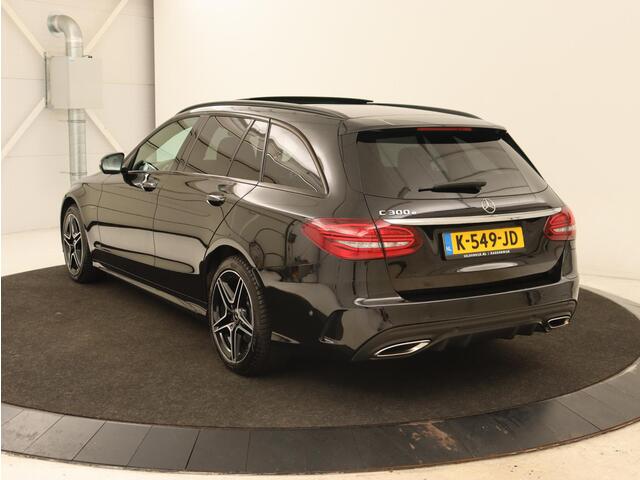 Mercedes-Benz C-KLASSE 300e AMG Limited | Panoramadak | 360 Camera | Stoelverwarming | Carplay | Matrix LED | Leder/Alcantara | Navigatie | Park Assist | Sfeerverlichting | PHEV | Plug In