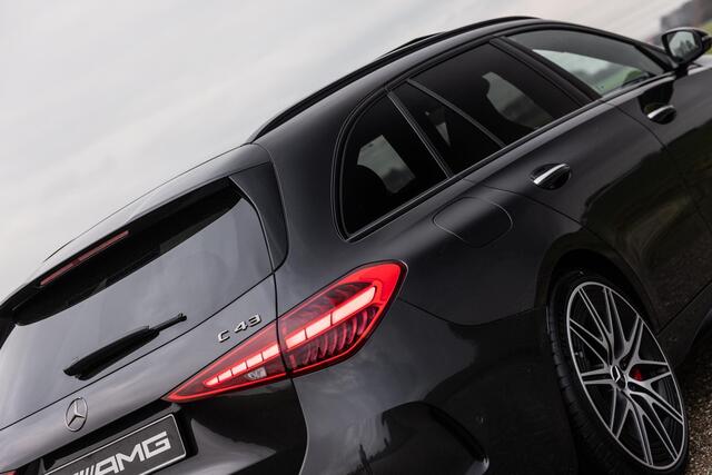 Mercedes-Benz C-KLASSE Mercedes-AMG 43 AMG Estate 4MATIC | Premium Plus | Panorama-schuifdak | BURMESTER | Trekhaak | Stoelverwarming + verkoeling | AMG Nightpakket I + II | AMG Performance stoelen |