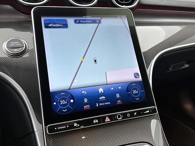 Mercedes-Benz C-KLASSE 180 AMG Line Multispaaks lichtmetalen velgen 19 inch. Navigatie | parking support met camera achter | Inclusief 24 maanden MB Certified garantie voor Europa.