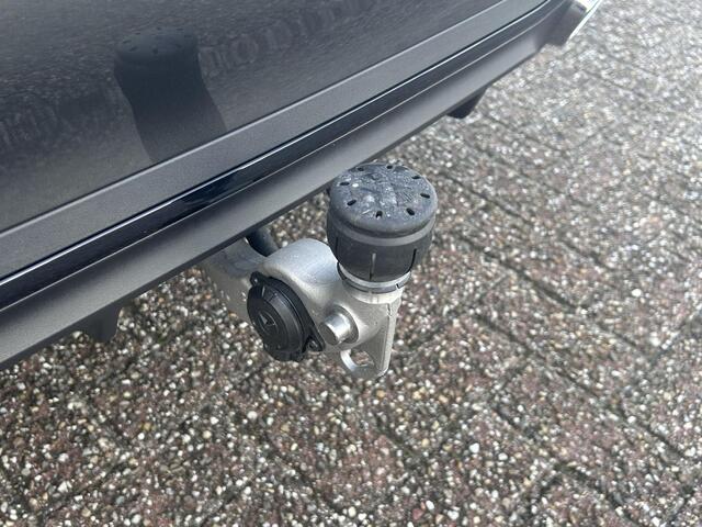 Mercedes-Benz C-KLASSE Estate 300 e Business Solution AMG