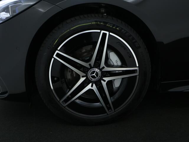 Mercedes-Benz C-KLASSE 300 e AMG Nightpakket | Panorama Dak | Memory | Dode Hoek Ass | 360 gr Camera | Stuur- en Stoelverwarming | Sfeerverlichting | Inclusief 24 maanden MB Certified garantie voor Europa.