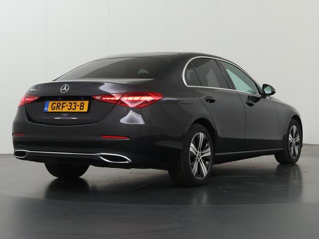 Mercedes-Benz C-KLASSE 300 e Business Line | Digital Light | Achteruitrijcamera | Sfeerverlichting | Stoelverwarming | Apple Carplay |