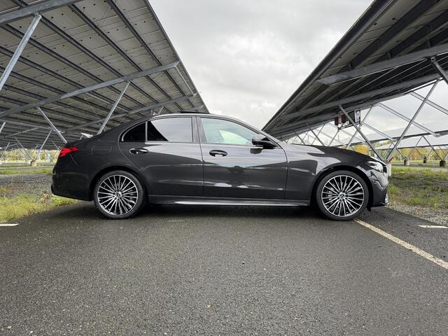 Mercedes-Benz C-KLASSE 300e Business Solution AMG | Night | Panoramaschuifdak | DIGITAL LIGHT | 19" multispaaks Velgen | 360° camera | Dodehoekassistent |