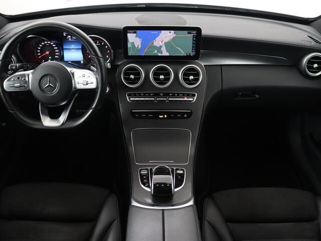 Mercedes-Benz C-KLASSE 300e AMG Night | Stoelverwarming | Carplay | Leder/Alcantara | Camera | Navigatie | Park Assist | Full LED | PHEV | Plug In