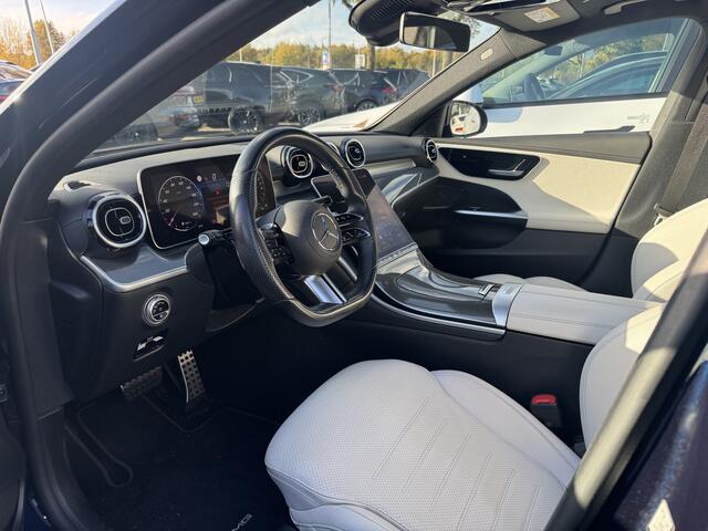 Mercedes-Benz C-KLASSE Estate 300 e AMG Line / Panoramadak / Camera / Ivoor Leder / LED / 18'' / CarPlay / DAB / Stoelverwarming / Cruise Control