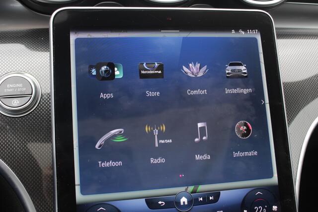 Mercedes-Benz C-KLASSE Estate 300 e AMG Line / Panoramadak / Camera / Ivoor Leder / LED / 18'' / CarPlay / DAB / Stoelverwarming / Cruise Control