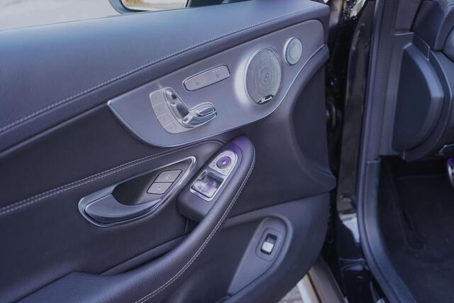 Mercedes-Benz C-KLASSE Coupé C300 AMG line /Pano/Burmester/360 cam/Full option!