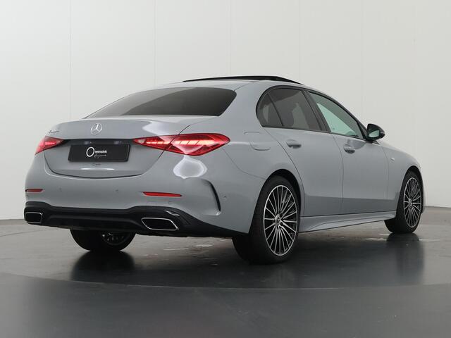 Mercedes-Benz C-KLASSE 300e Business Solution AMG | Panoramaschuifdak | DIGITAL LIGHT | Nightpakket | 19" multispaaks Velgen | 360° camera | Dodehoekassistent |