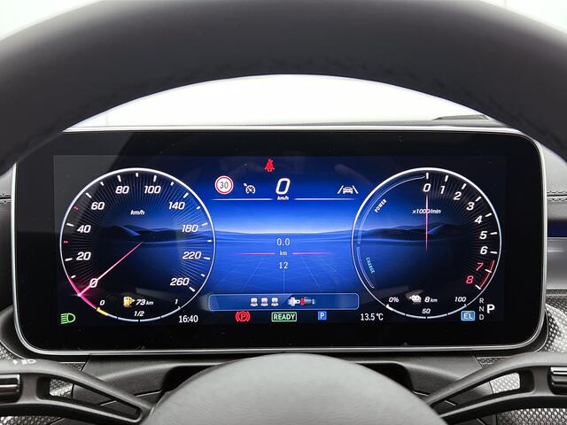 Mercedes-Benz C-KLASSE 300 e Business Solution AMG | Premium Plus pakket | Trekhaak | Nightpakket | Middenconsole metaalstructuur | Digital Light | Head-up display | Panoramaschuifdak | 360°-camera | Memorypakket | Augmented Reality Navigation |